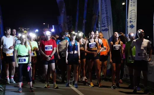 Ostatnie piątkowe zmagania na Festiwalu Biegowym. Ruszył Bieg Nocny na 7 km - 18